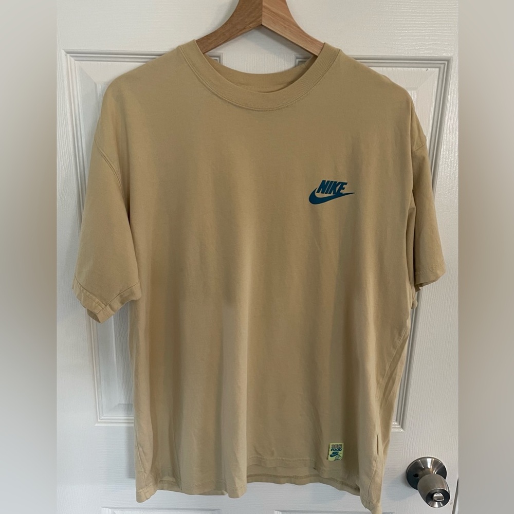 Nike Sportswear Men's T-shirt Dumplings Dunks Delivery Sole Food Gold- Medium